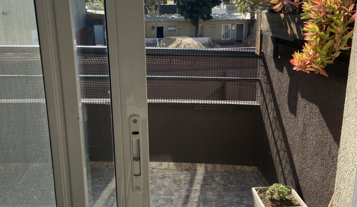 D7461F69-96ED-46B1-92A3-64AE12C473A5