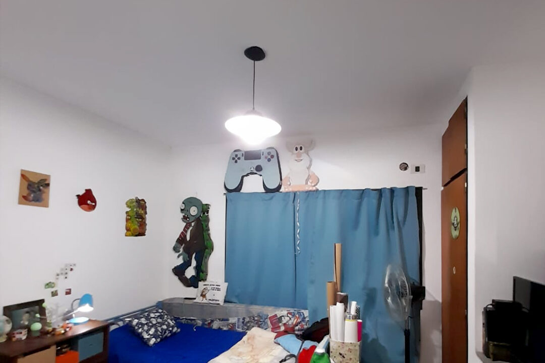 10 (2)