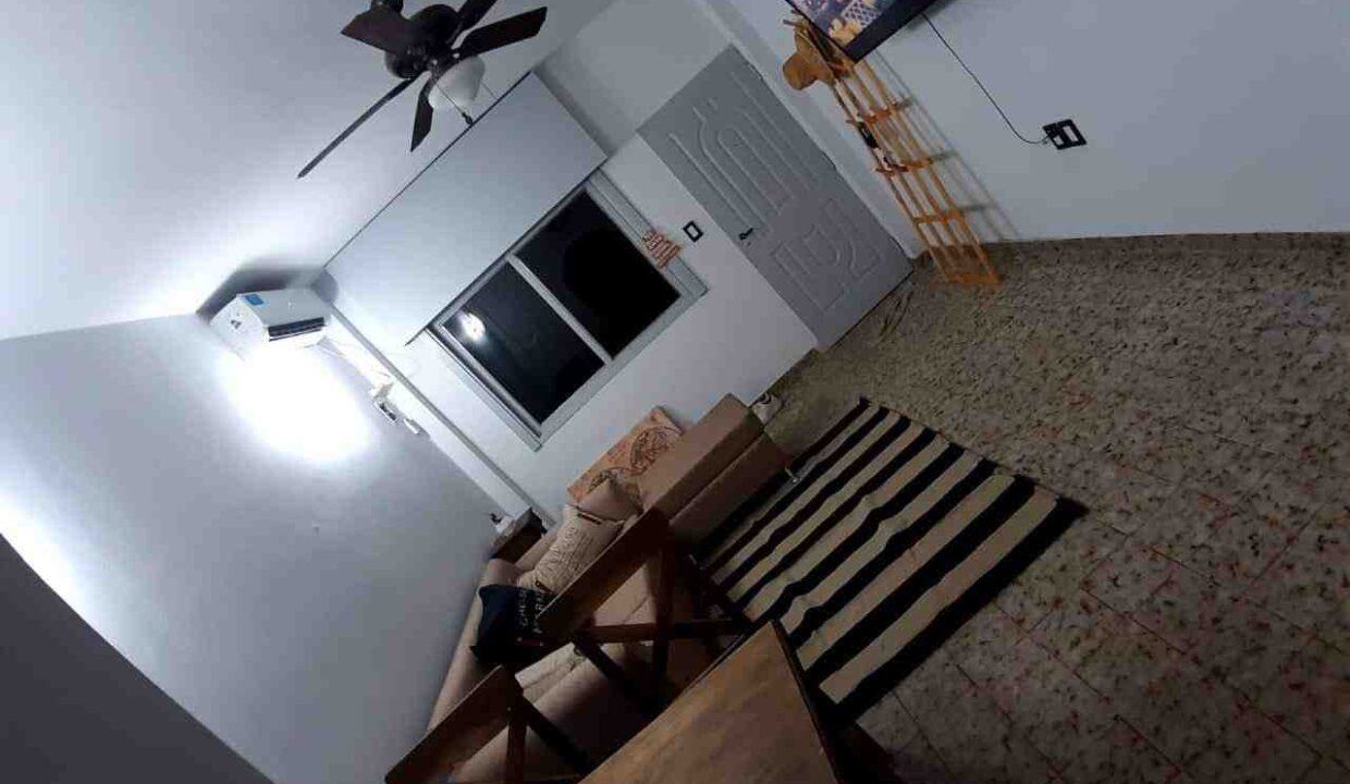 10891656102033