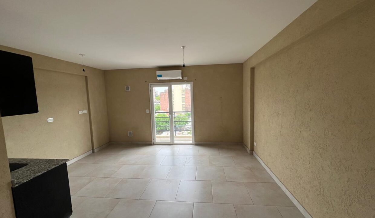 WhatsApp Image 2025-10-27 at 12.31.22 (2)