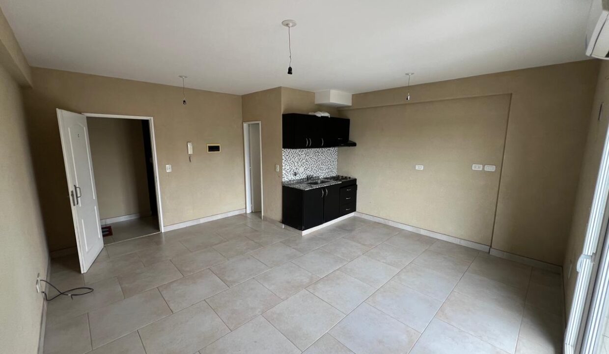 WhatsApp Image 2025-10-27 at 12.31.23 (2)