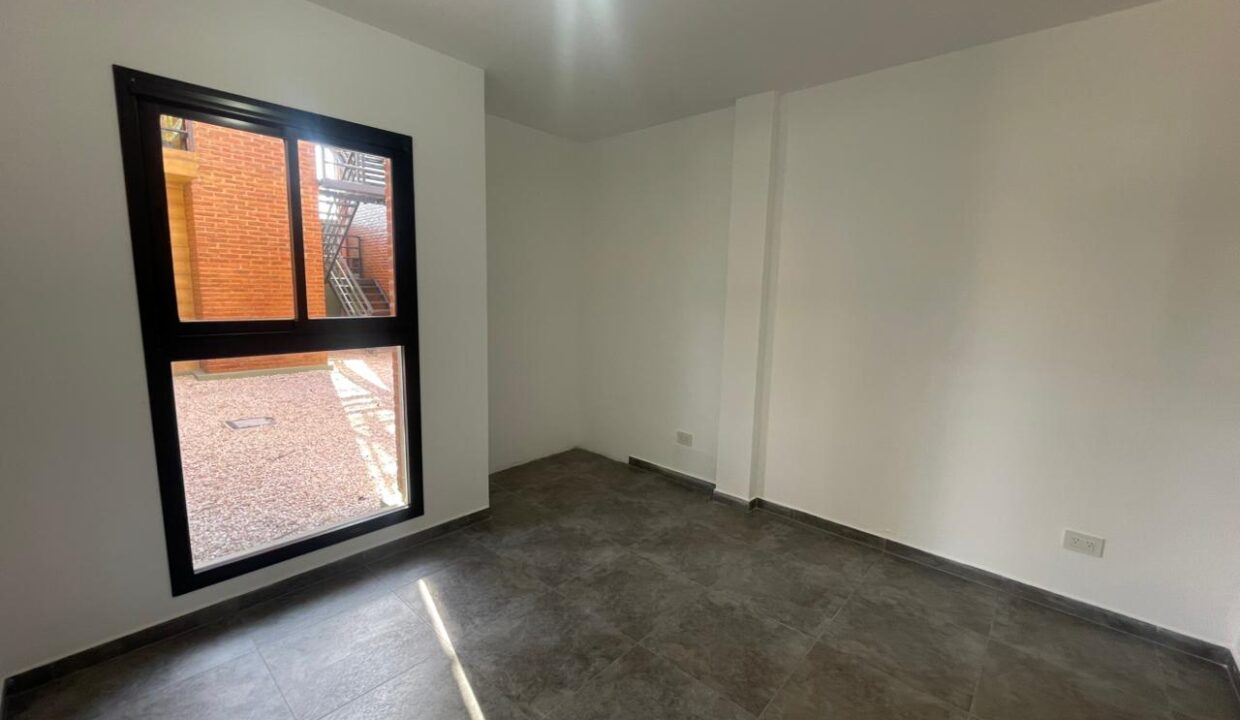 WhatsApp Image 2025-10-28 at 1.27.58 PM (1)