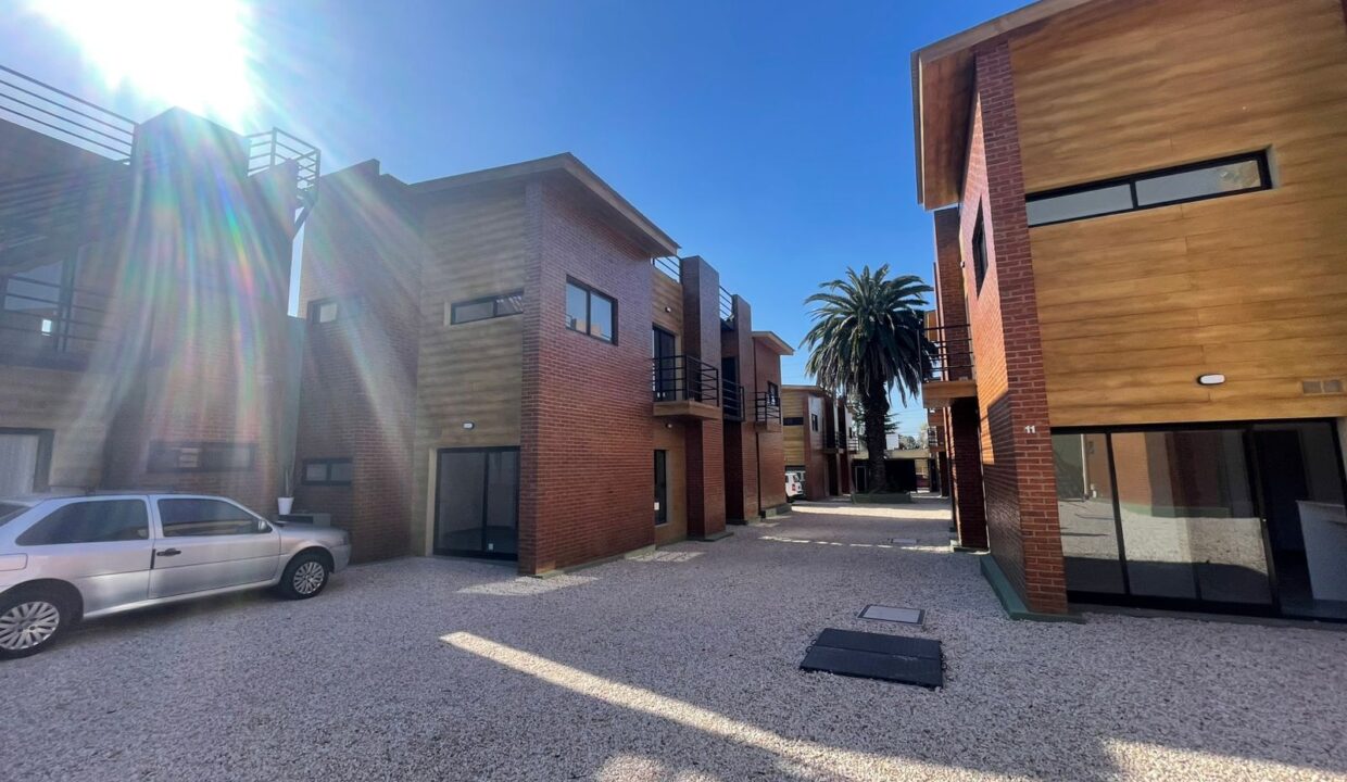 WhatsApp Image 2025-10-28 at 1.28.00 PM