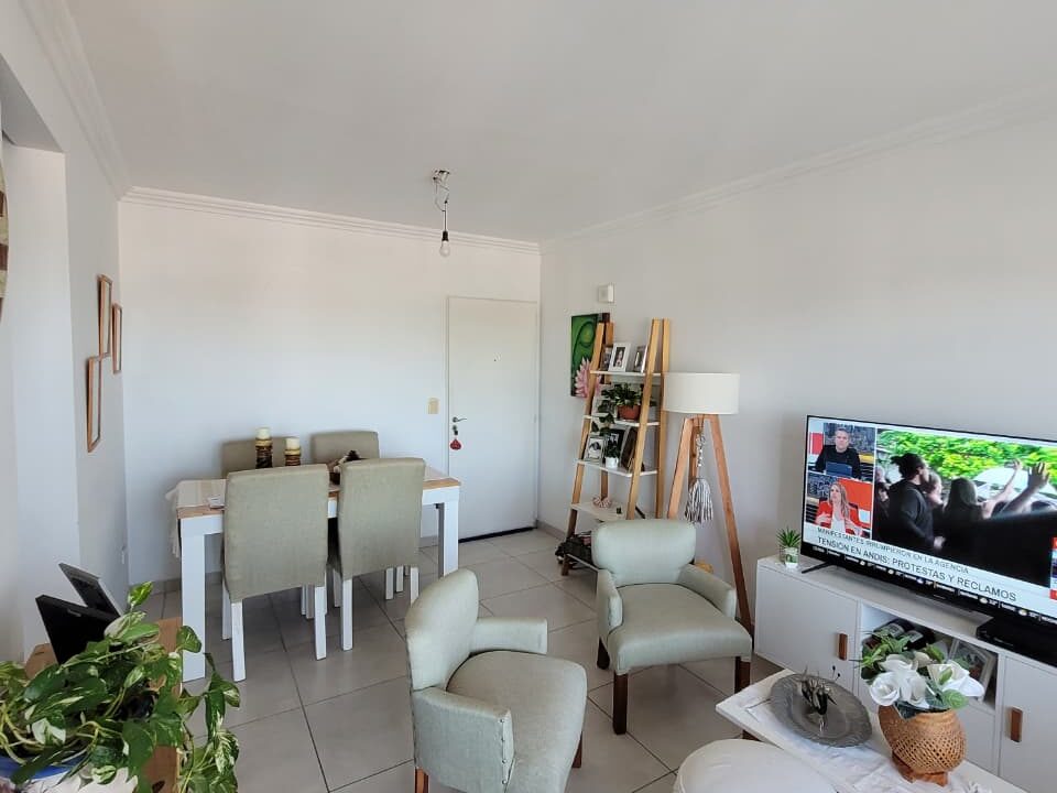 WhatsApp Image 2025-10-30 at 09.49.03