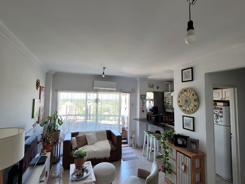 WhatsApp Image 2025-10-30 at 09.49.04