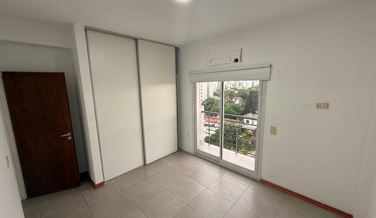 WhatsApp Image 2025-11-04 at 18.16.33 (1)