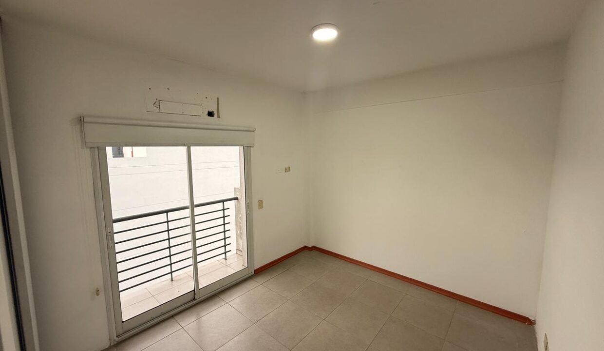 WhatsApp Image 2025-11-04 at 18.16.33