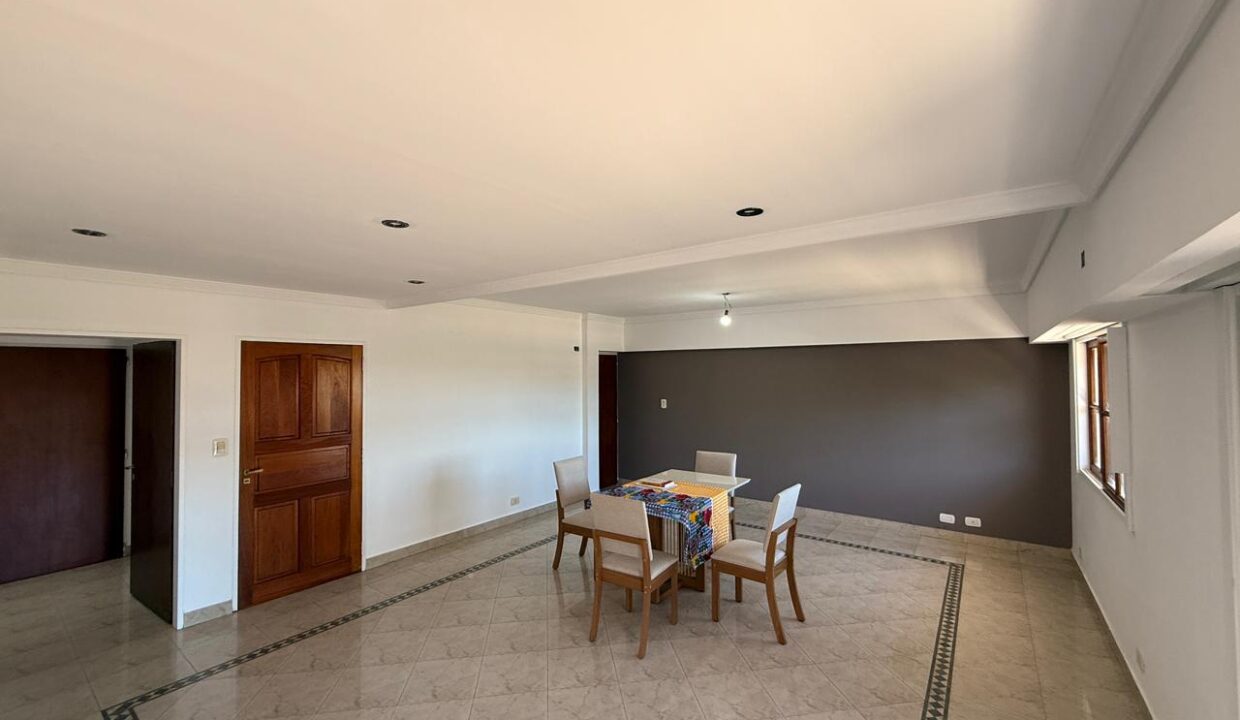 WhatsApp Image 2025-11-14 at 11.05.12 (1)