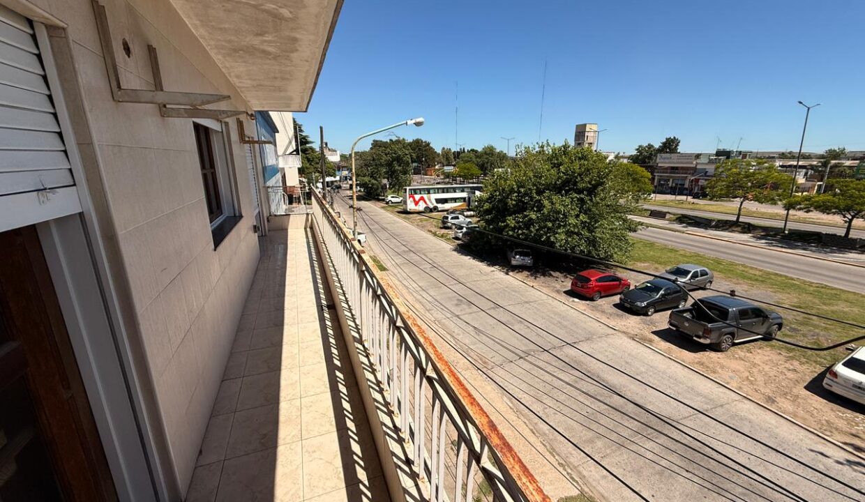 WhatsApp Image 2025-11-14 at 11.05.12 (2)