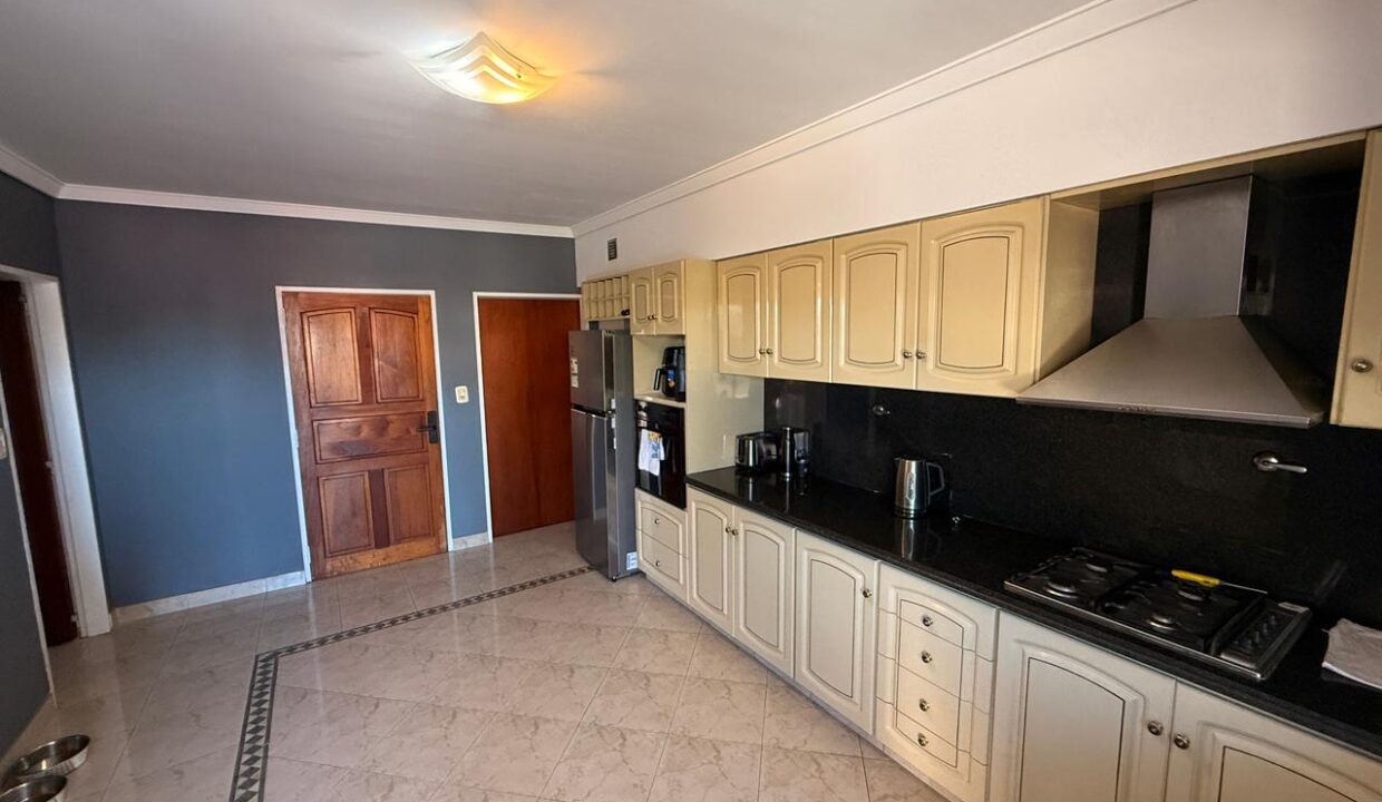 WhatsApp Image 2025-11-14 at 11.05.16 (2)