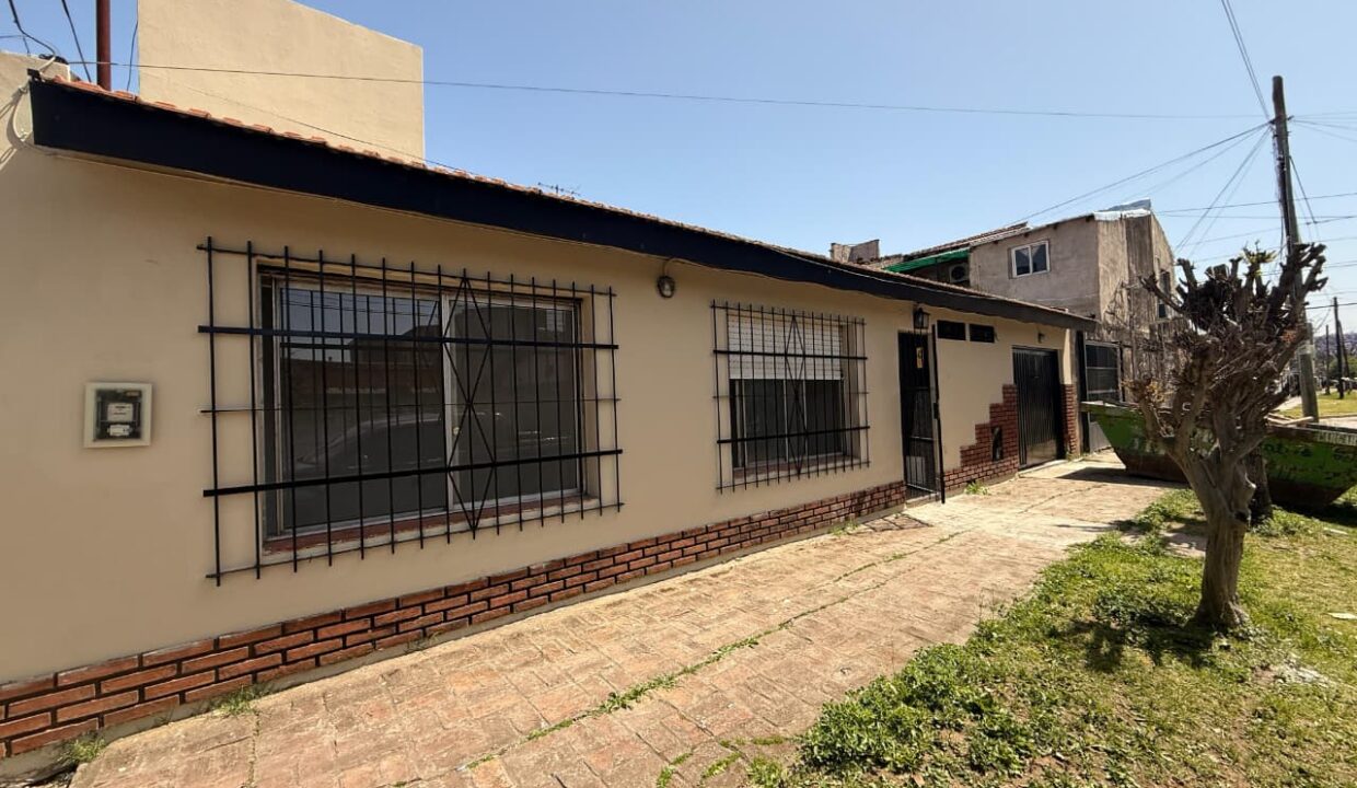 WhatsApp Image 2025-11-20 at 15.36.10