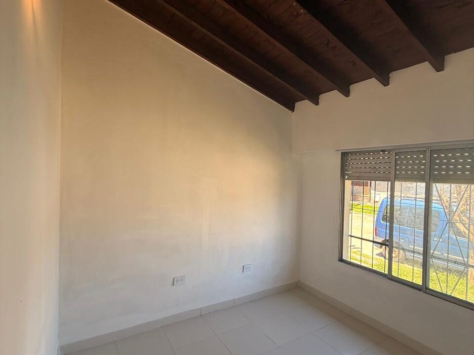 WhatsApp Image 2025-11-25 at 14.05.46 (1)