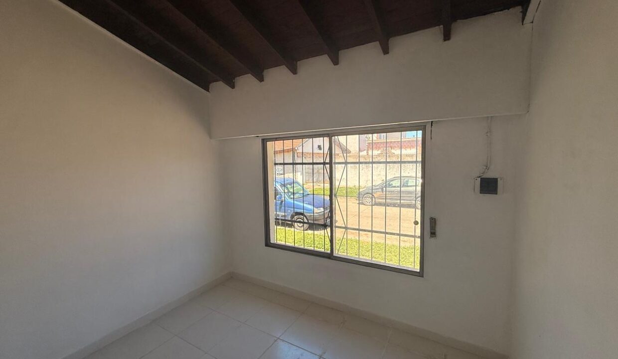 WhatsApp Image 2025-11-25 at 14.05.46