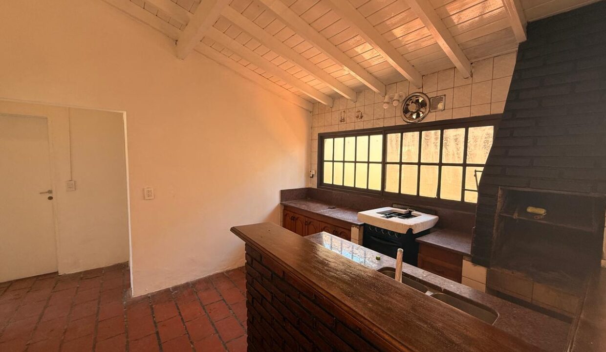 WhatsApp Image 2025-11-25 at 14.05.47 (2)