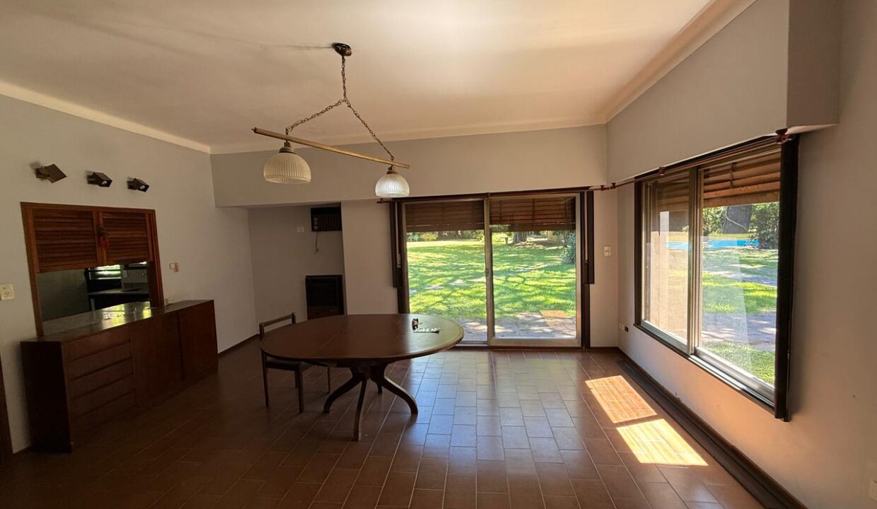 WhatsApp Image 2025-11-25 at 14.54.37