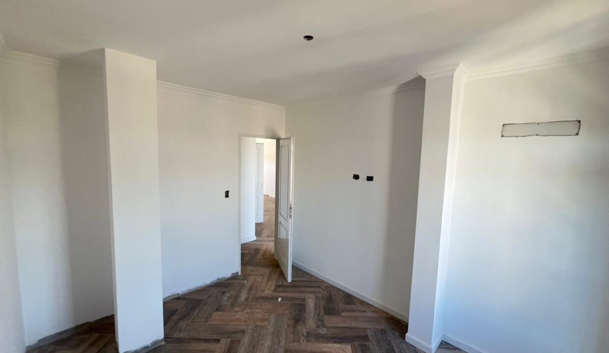 WhatsApp Image 2025-11-26 at 10.39.59 (1)