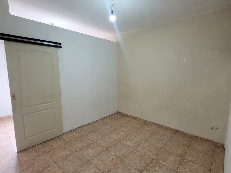 WhatsApp Image 2025-12-01 at 10.41.46 (1)