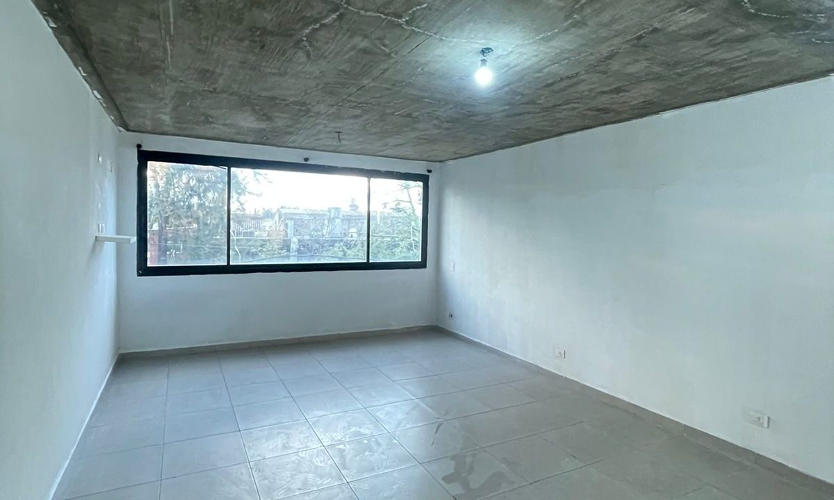 WhatsApp Image 2024-05-30 at 17.27.50