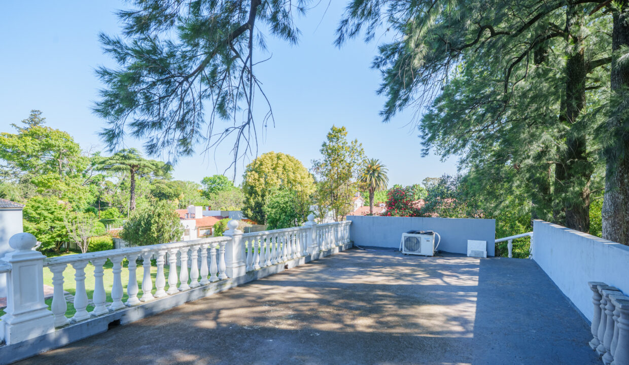 DAL02848-HDR